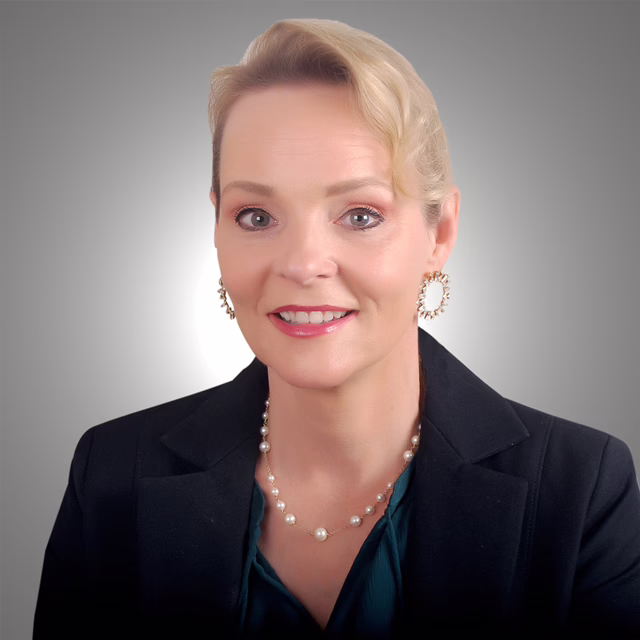 Photo of Lisa Victoria Waller (Anderson), President and co-owner of BDG International, Inc.